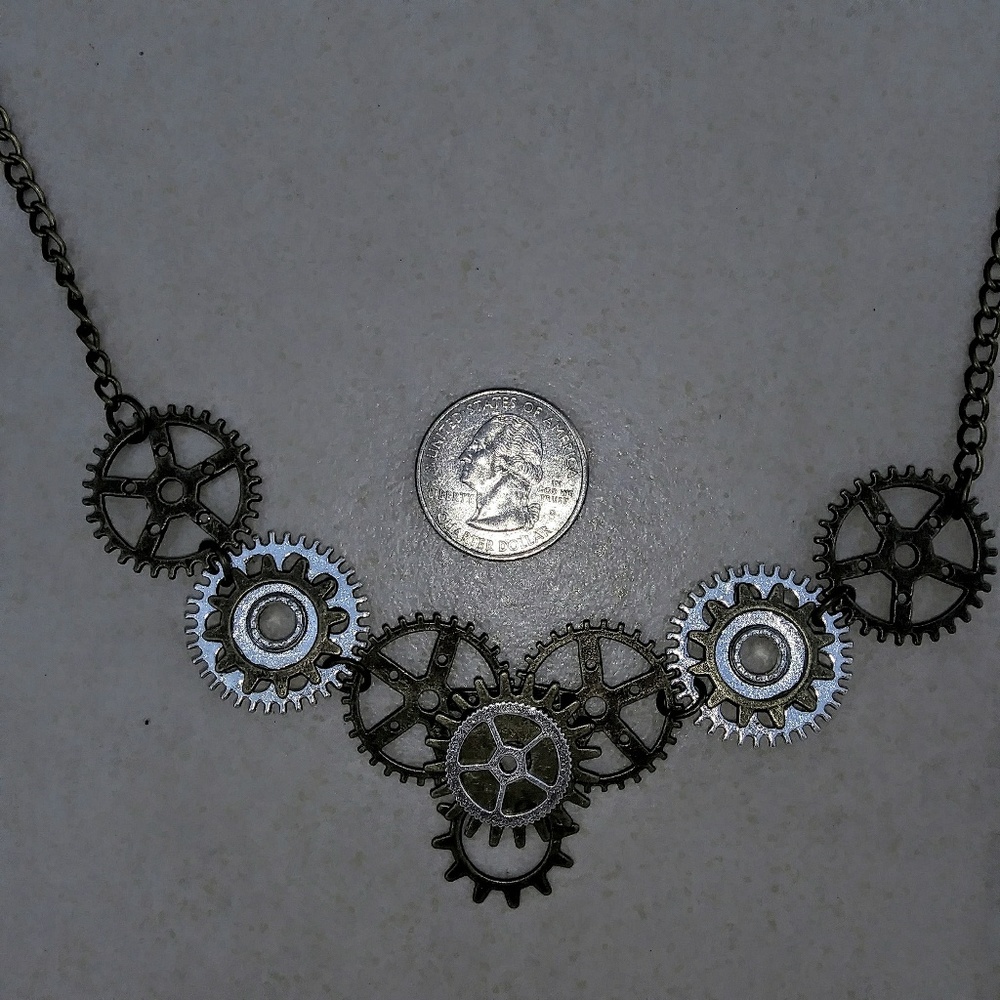 ๐ Steampunk Style Gear Necklace mixed metals 28" - Picture 3 of 5